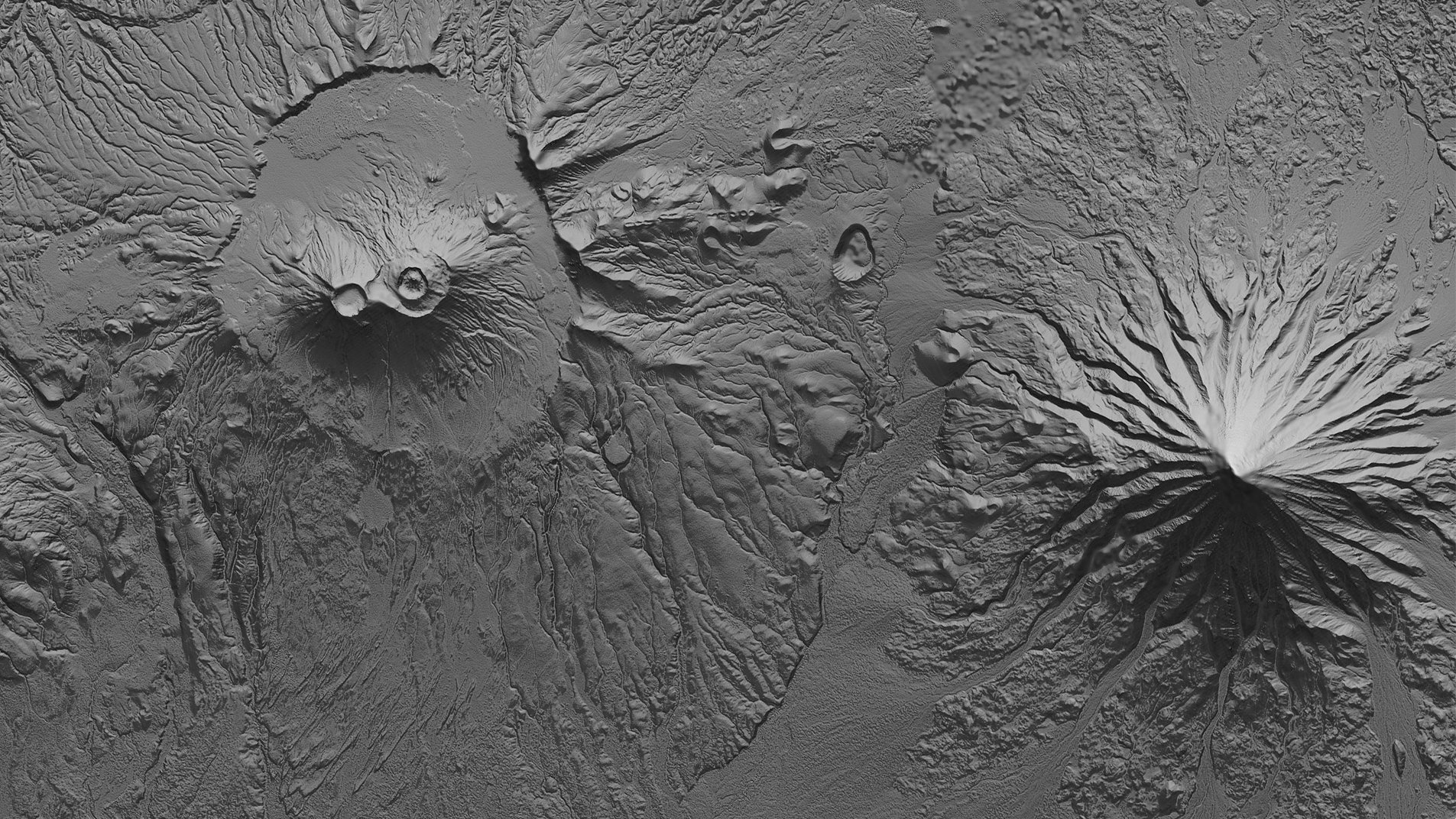 Die Krascheninnikov Caldera und der Kronotsky Vulkan als schattierte Reliefkarte: Derartige Karten auf Basis der Satellitendaten von TanDEM-X ermöglichen Analysen zu möglichen Lavaströmungen, um gefährdete Gebiete zu kartieren.       