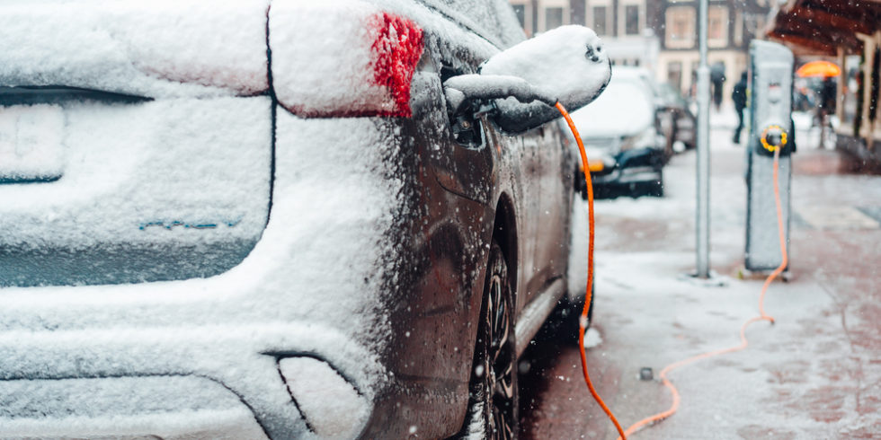 E-Autos im Winter – wie bekommen ich meinen Liebling durch die kalte Zeit?