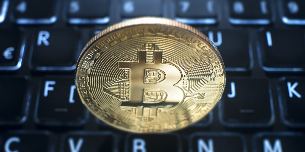 Bitcoin: Krypto-Guru PlanB – neue Prognose! 2024 wird bullish, 2025 aber kritisch – wieso?