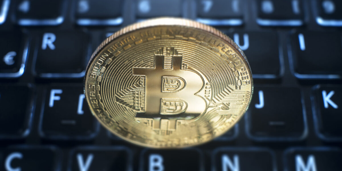 Bitcoin (BTC) erholt sich trotz einer zuletzt bearishen Stimmung und zeigt positive Tendenzen.  Foto: PantherMedia / Dusan Zidar