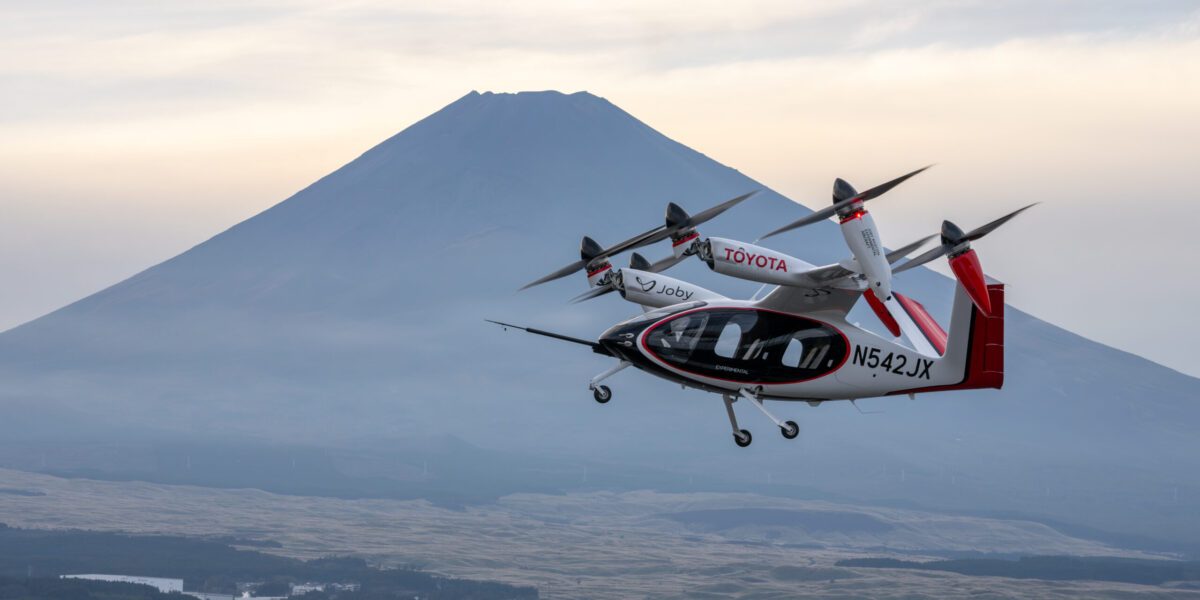 Flugtaxi vor dem Fuji