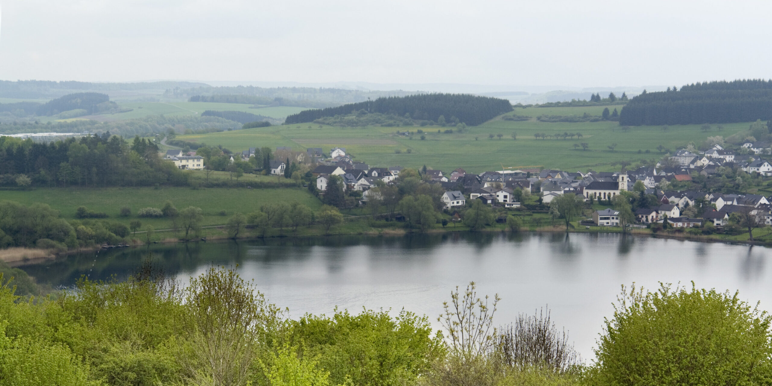 Die Vulkaneifel: Forschende entdecken Spuren aktiver Magmakammern