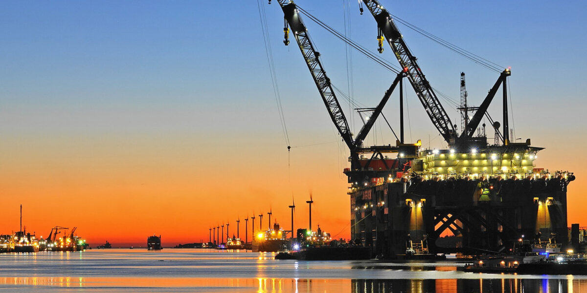 Der Umschlag im Rotterdamer Hafen ist im Jahr 2024 um 0,7 % geschrumpft. Damit sank der Gesamtumschlag auf 435,8 Millionen Tonnen gegenüber 438,8 Millionen Tonnen im Vorjahreszeitraum. Foto: Kees Torn / Port of Rotterdam Authority